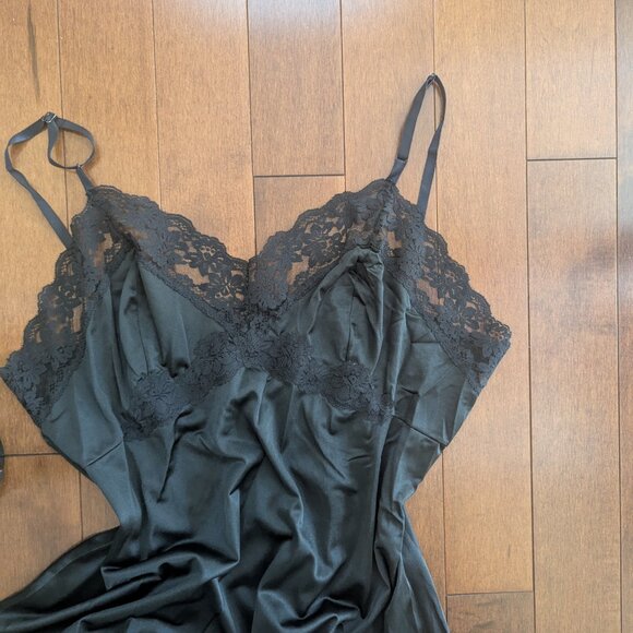 BLACK SATIN LACE DETAIL VINTAGE SLIP DRESS - Picture 2 of 2